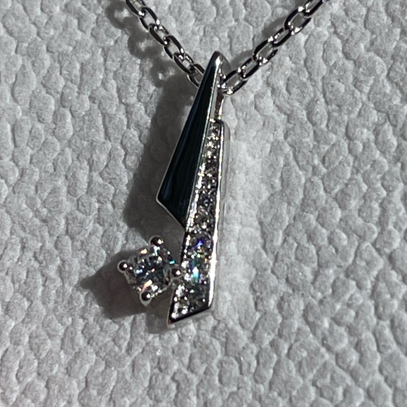 Elegant Diamond and 925 Silver Pendant Necklace - Picture 7 of 14